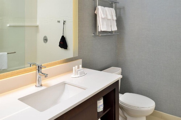 Residence Inn by Marriott Des Moines Downtown image 12