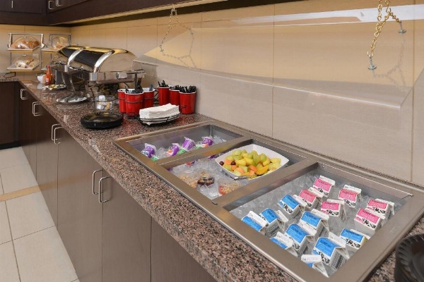 Residence Inn by Marriott Des Moines Downtown image 22